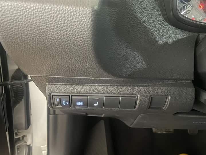 Фото 9 - Toyota Corolla