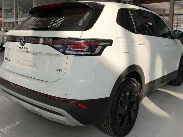 Photo 3 - Volkswagen Tharu