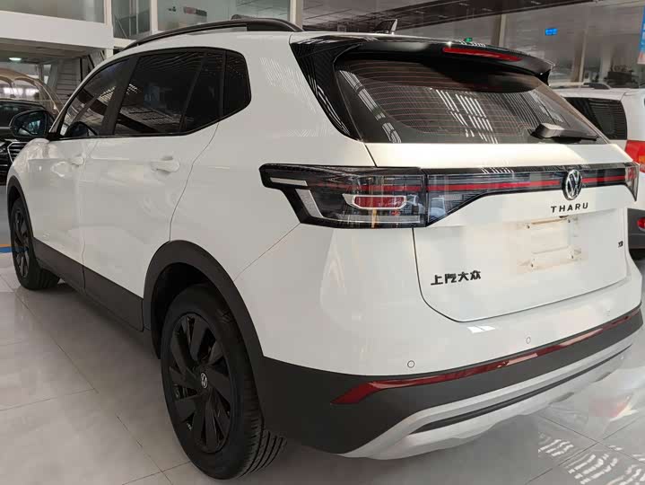 Photo 4 - Volkswagen Tharu
