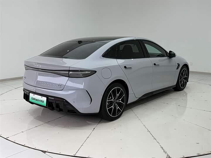 Фото 8 - BYD Seal