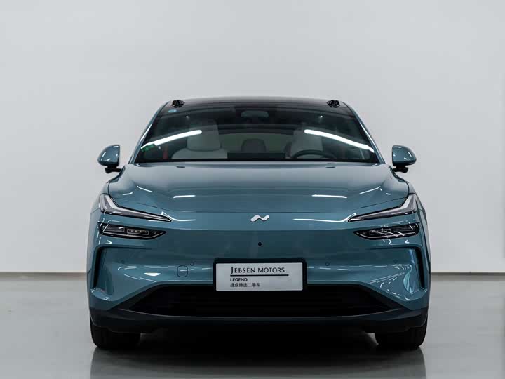 Фото 2 - Nio Onvo L60