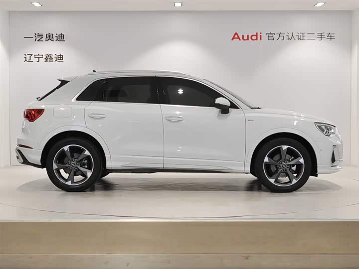 Фото 3 - Audi Q3
