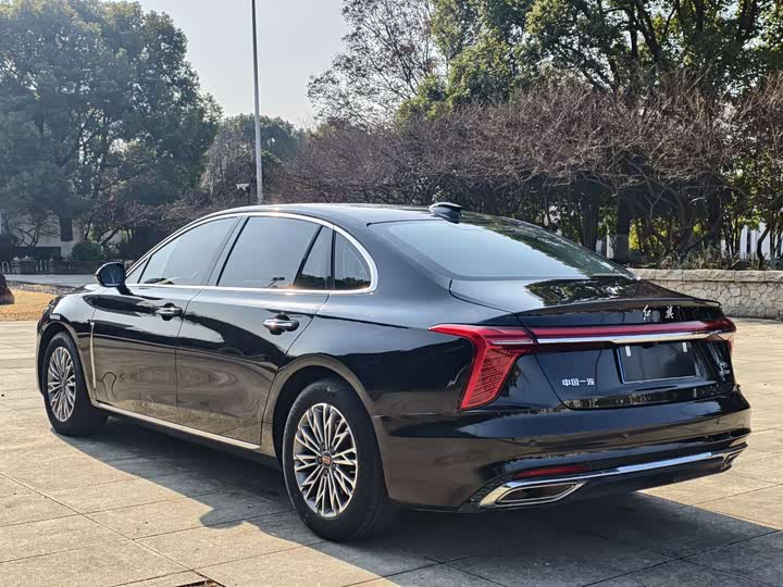 Фото 5 - Hongqi H5