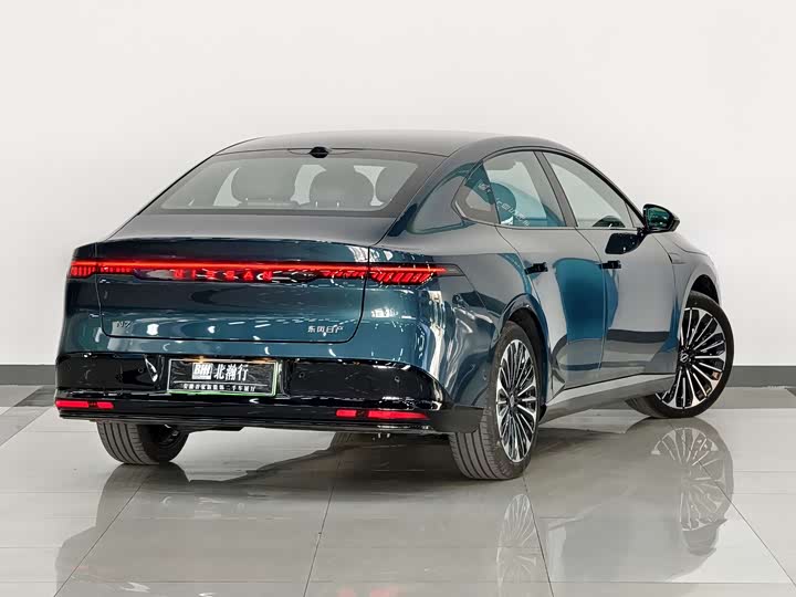 Фото 6 - Nissan N7