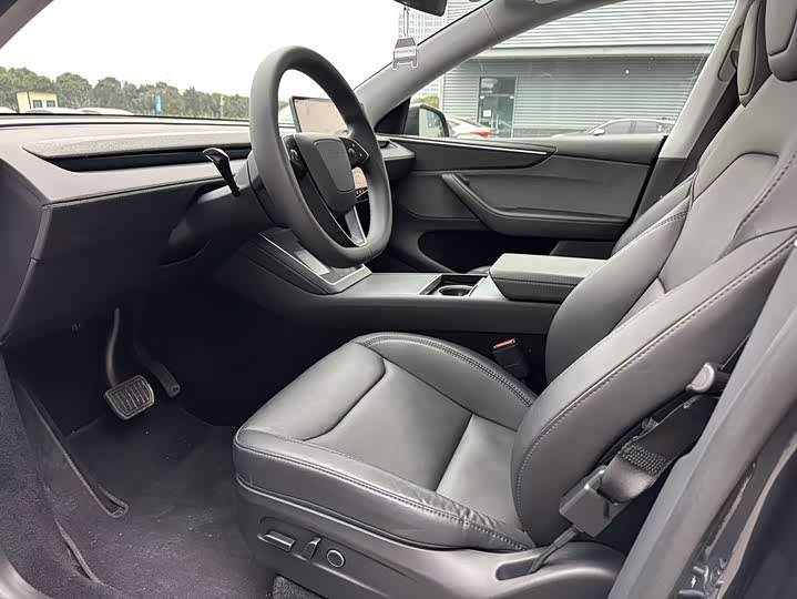 Фото 7 - Tesla Model Y