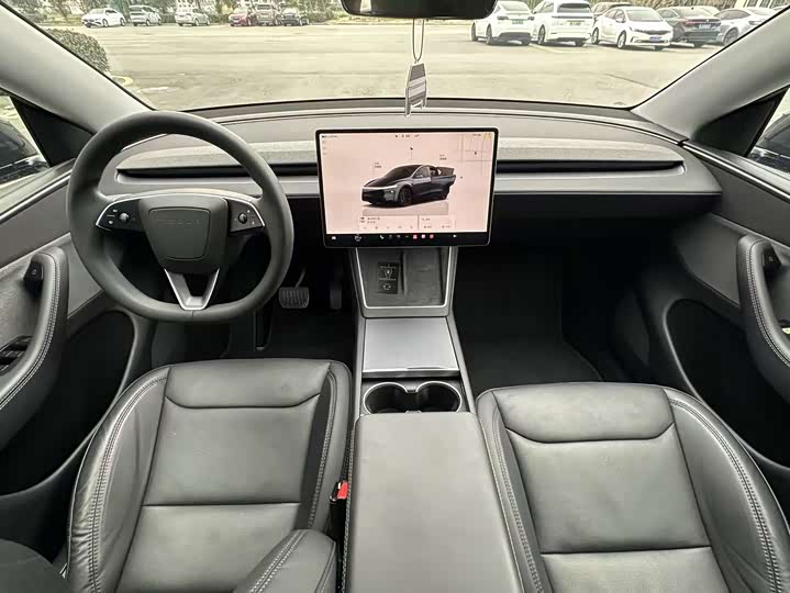 Фото 9 - Tesla Model Y