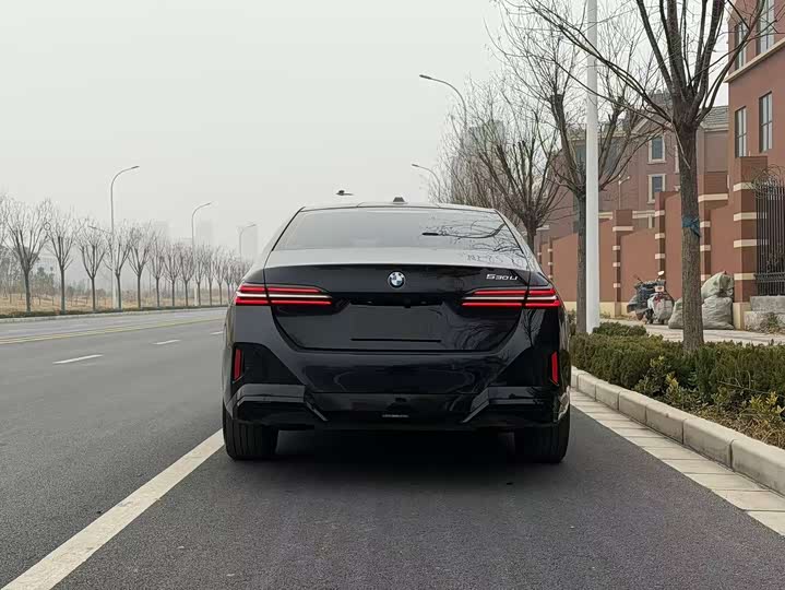 Фото 7 - BMW 5 Series