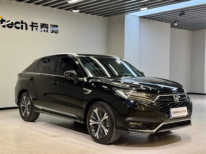 Фото 2 - Honda UR-V