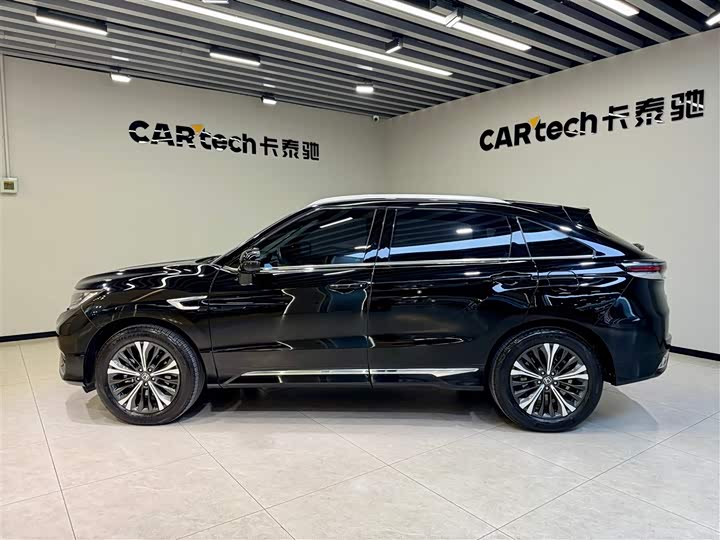 Фото 6 - Honda UR-V