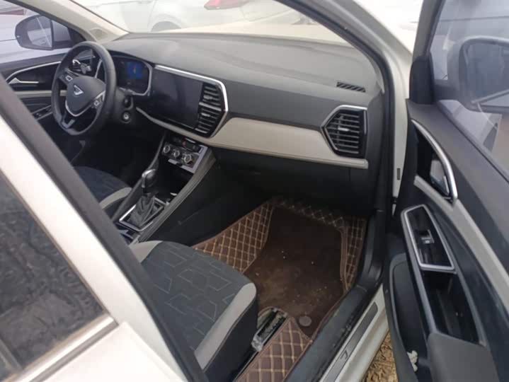 Фото 8 - Jetta VS7