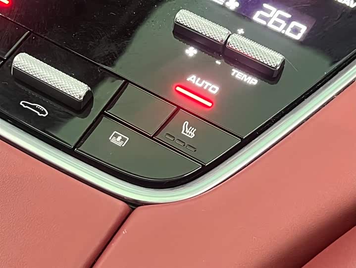 Фото 9 - Porsche Panamera