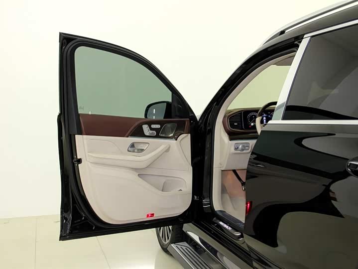 Фото 5 - Mercedes-Benz Maybach GLS