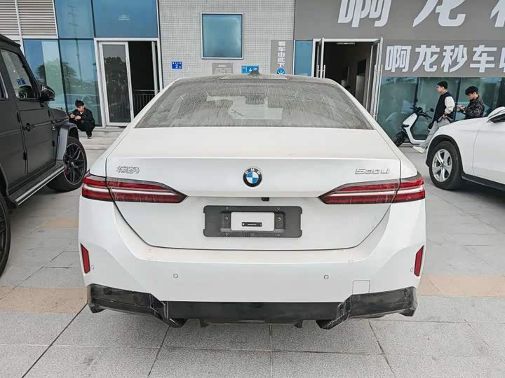 Фото 4 - BMW 5 Series