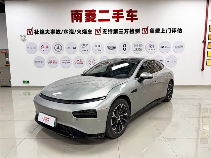 Фото 1 - XPeng P7