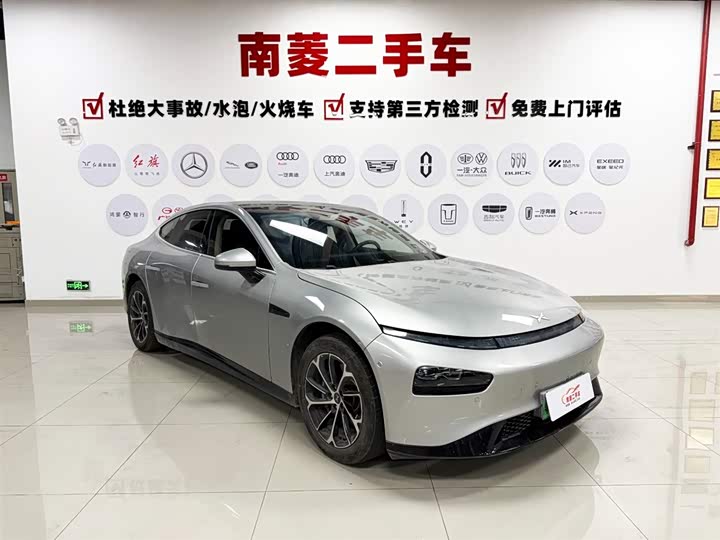 Фото 3 - XPeng P7