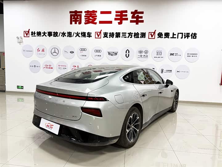 Фото 7 - XPeng P7