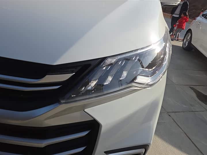 Фото 5 - Maxus G50