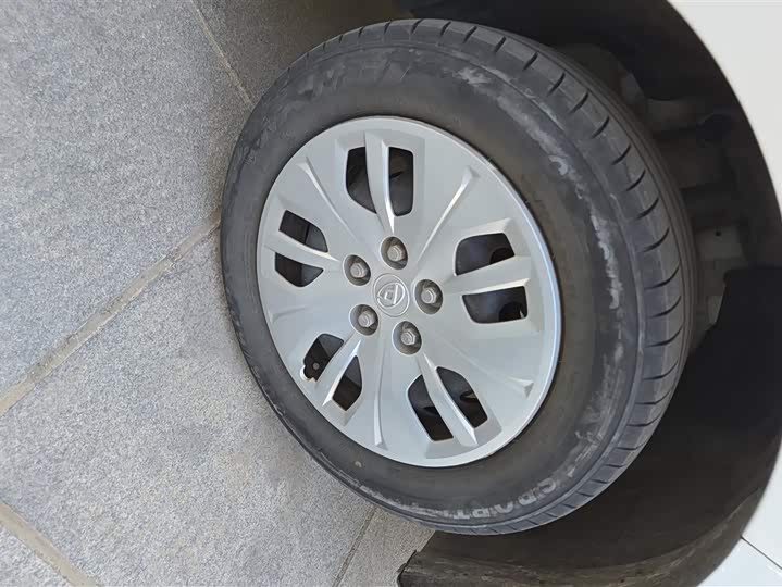 Фото 6 - Maxus G50