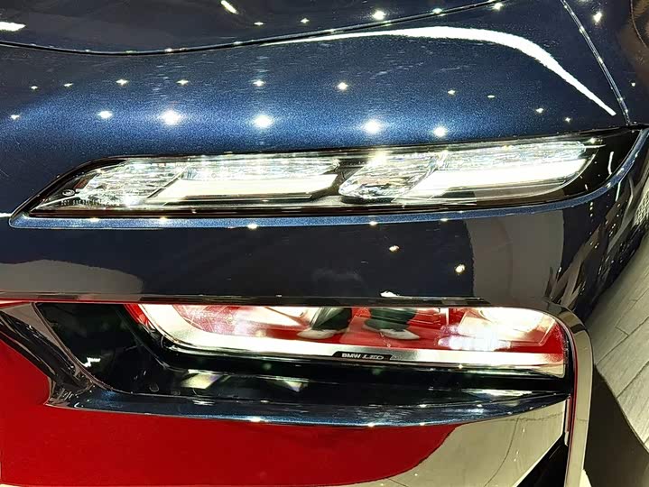 Фото 5 - BMW 7 Series