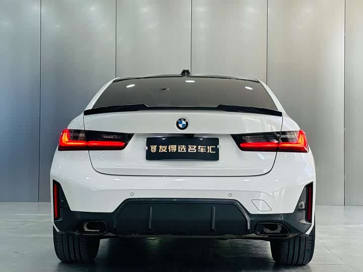 Photo 9 - BMW 3 Series