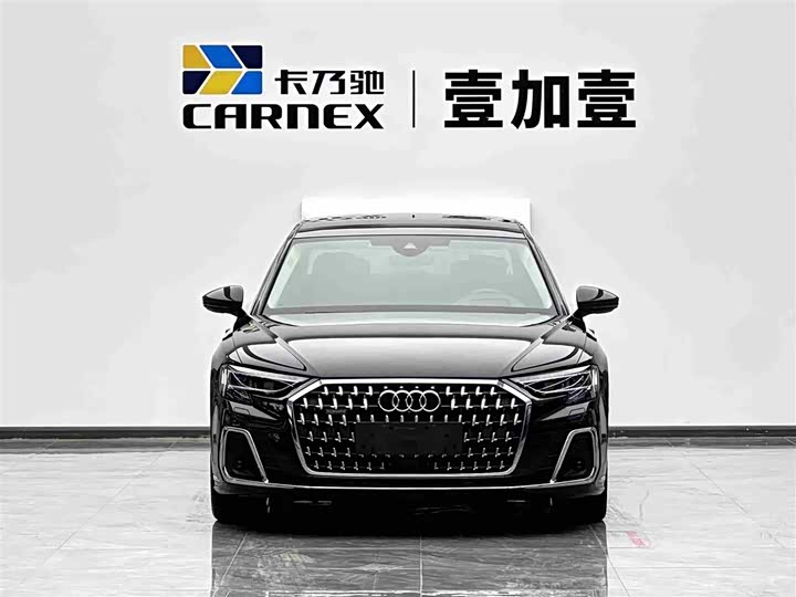 Фото 2 - Audi A8