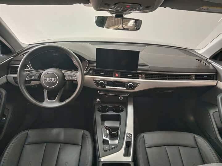 Фото 9 - Audi A4