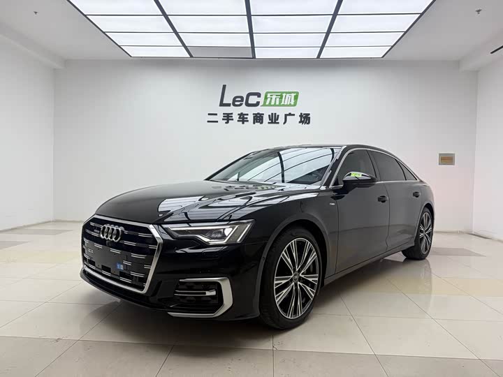 Фото 1 - Audi A6L