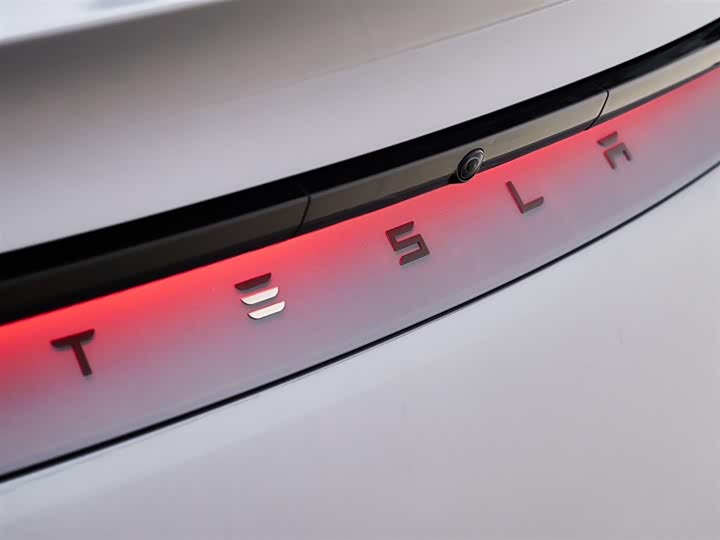 Фото 7 - Tesla Model Y