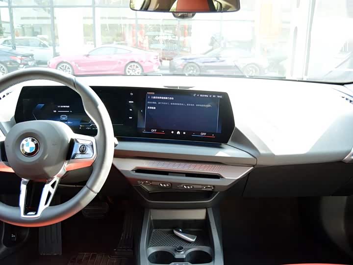 Photo 9 - BMW 2 Series