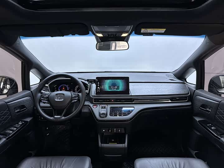 Фото 6 - Honda Elysion