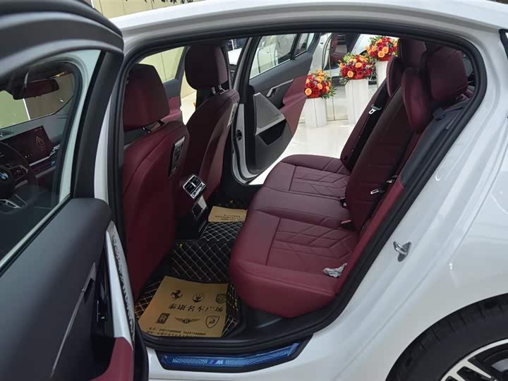 Фото 5 - BMW 5 Series