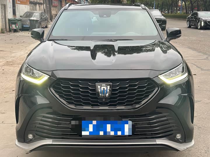 Фото 2 - Toyota Crown Kluger