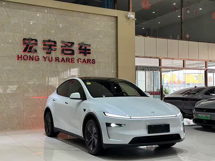 Фото 4 - Tesla Model Y