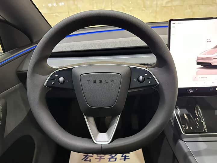 Фото 9 - Tesla Model Y
