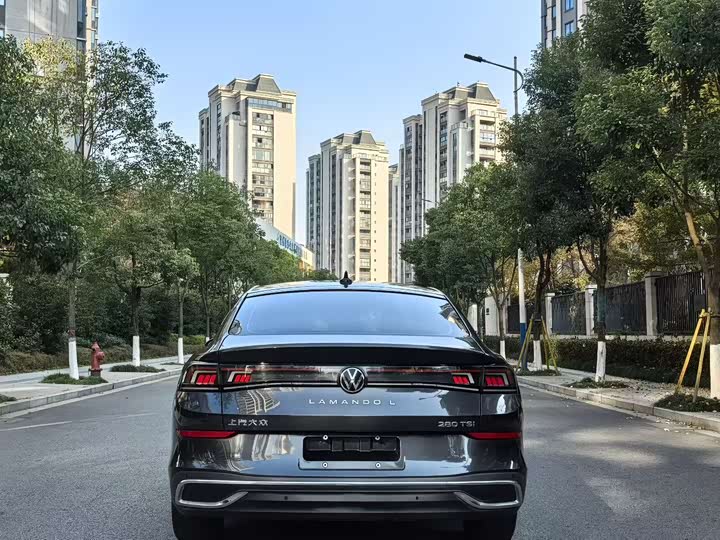 Фото 8 - Volkswagen Lamando L