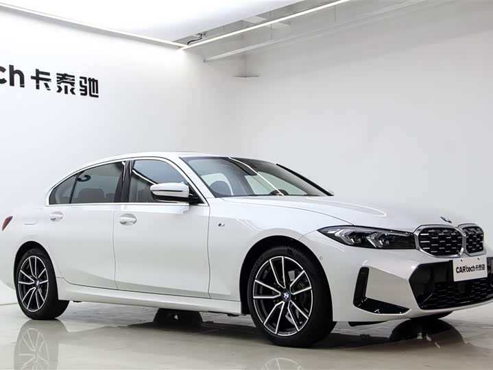 Фото 3 - BMW 3 Series