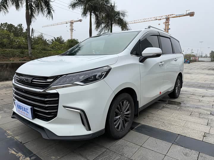 Фото 3 - Maxus G50