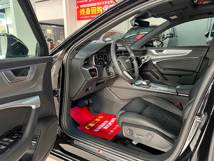 Фото 7 - Audi A6L