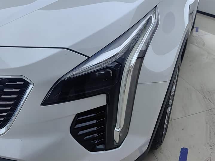 Фото 5 - Cadillac XT4