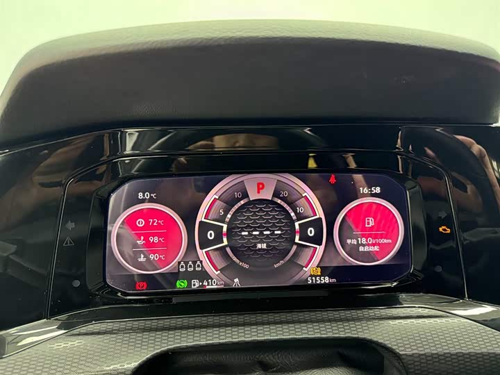 Фото 9 - Volkswagen Golf GTI