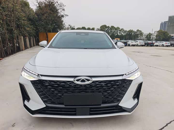 Фото 2 - Chery Arrizo 8