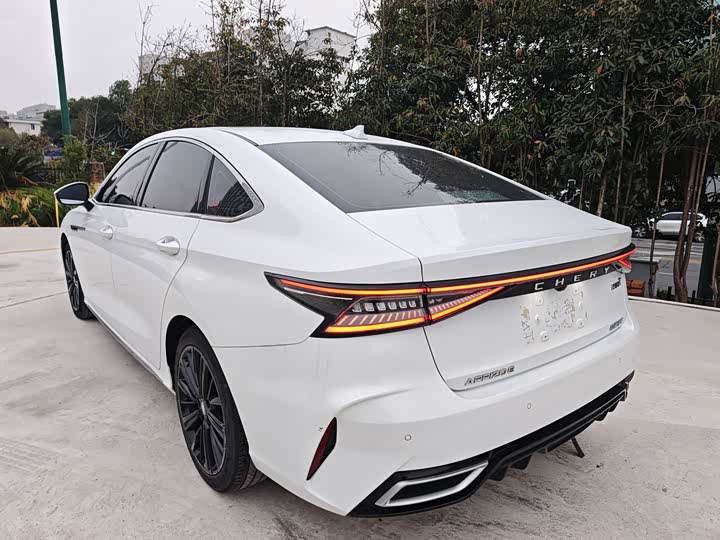 Фото 7 - Chery Arrizo 8