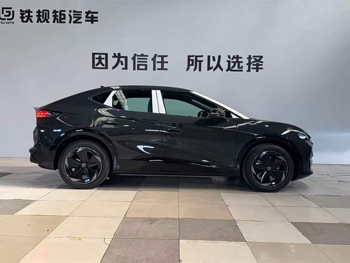 Фото 6 - Volkswagen ID.Unyx