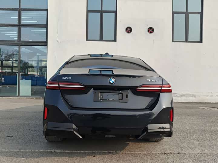 Фото 9 - BMW 5 Series