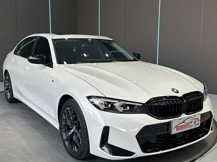 Фото 3 - BMW 3 Series