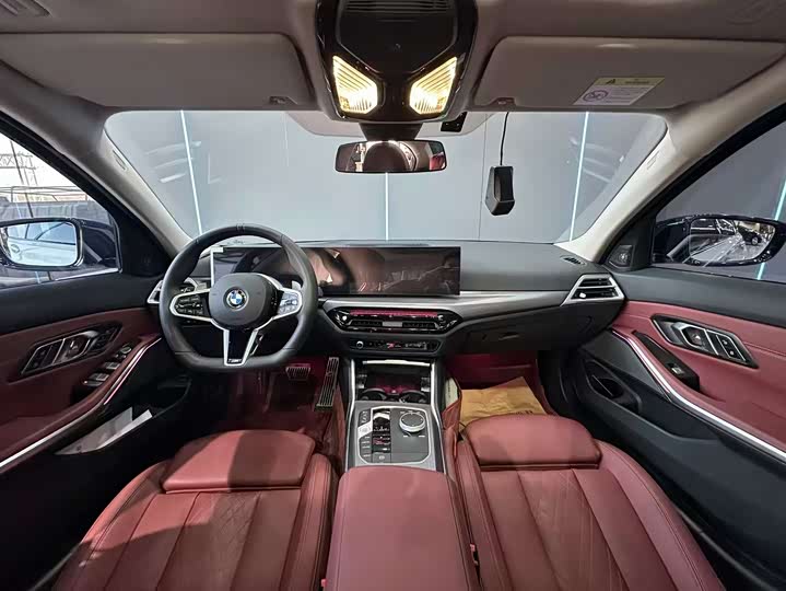 Фото 9 - BMW 3 Series