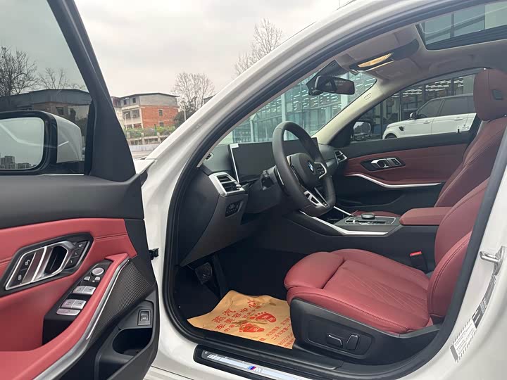 Фото 4 - BMW 3 Series