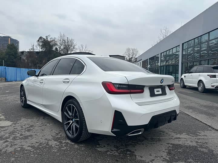 Фото 8 - BMW 3 Series