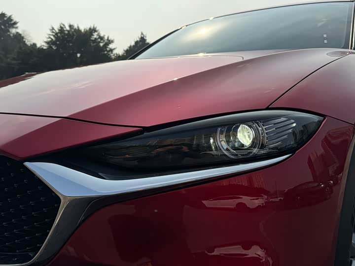 Фото 9 - Mazda CX-4