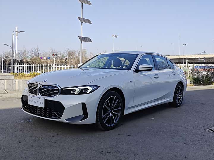 Фото 1 - BMW 3 Series